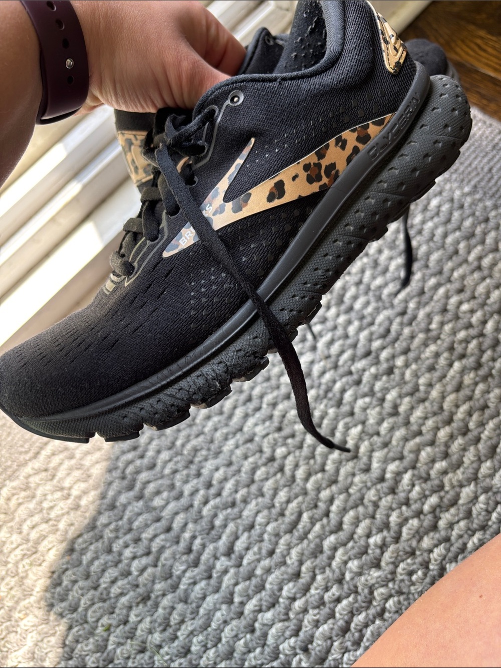 Brooks Glycerin Black Running Shoes with Leopard Print Accent - Picture 5 of 6